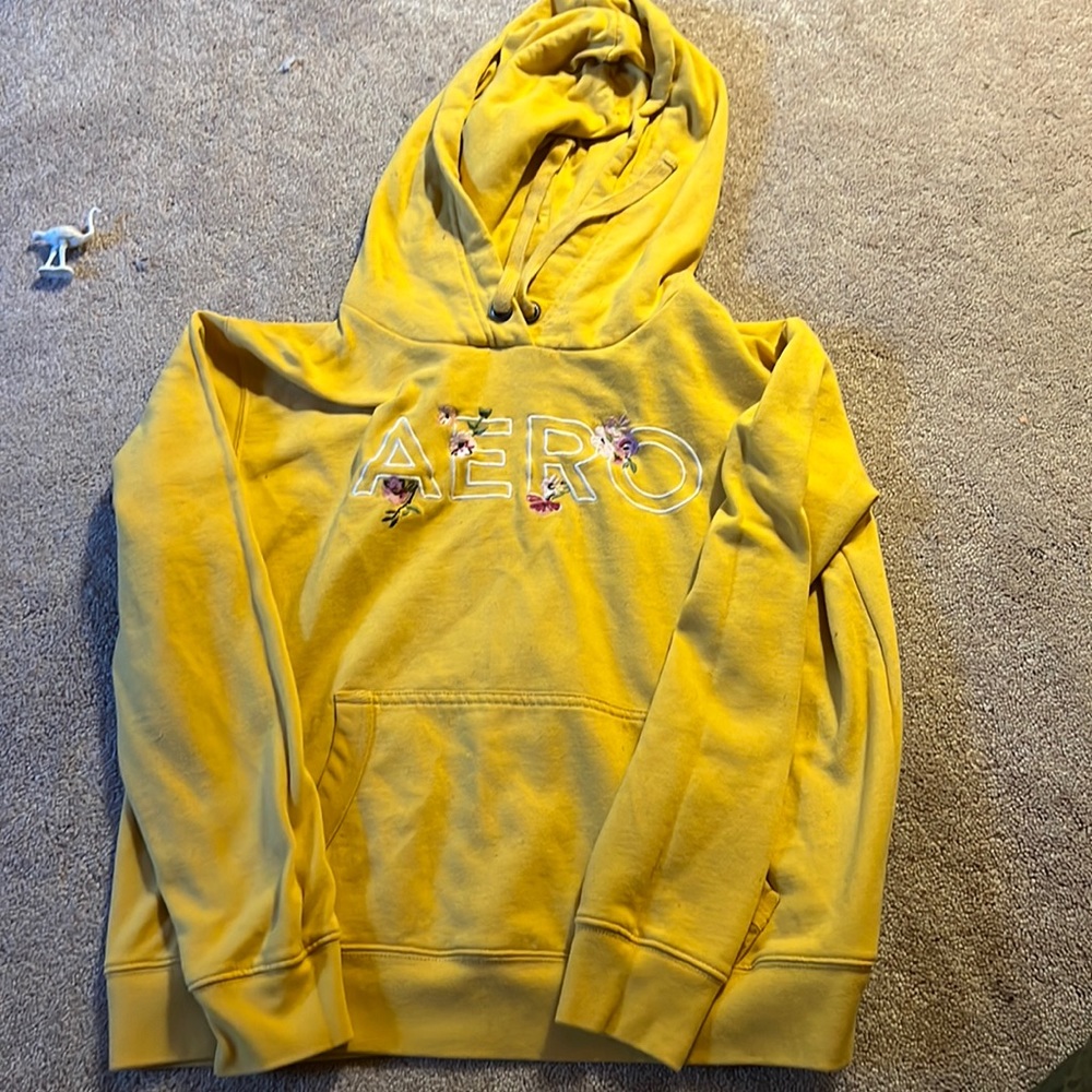 aero hoodie with floral detail!